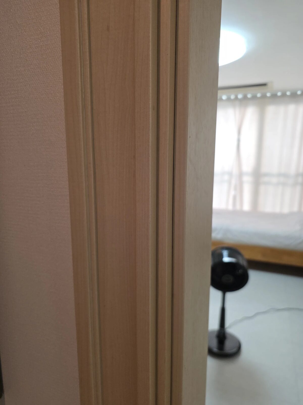 시공 후 - 동탄 아파트 문틀 들뜸·문선 벌어짐 보수 작업 집사나우